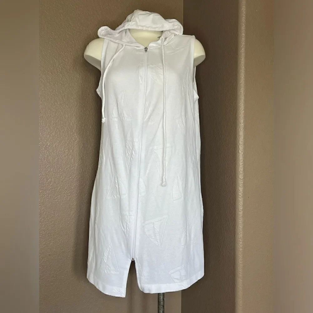 Wearabouts white hooded swimsuit cover up size m